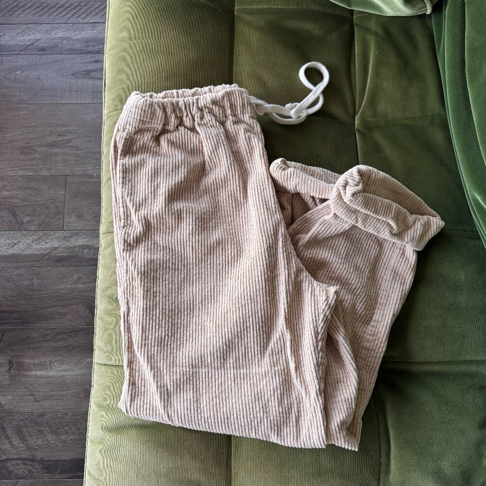 Volcom Women’s Corduroy Joggers Size M Beige Tan Drawstring Waist Soft Cozy Pan